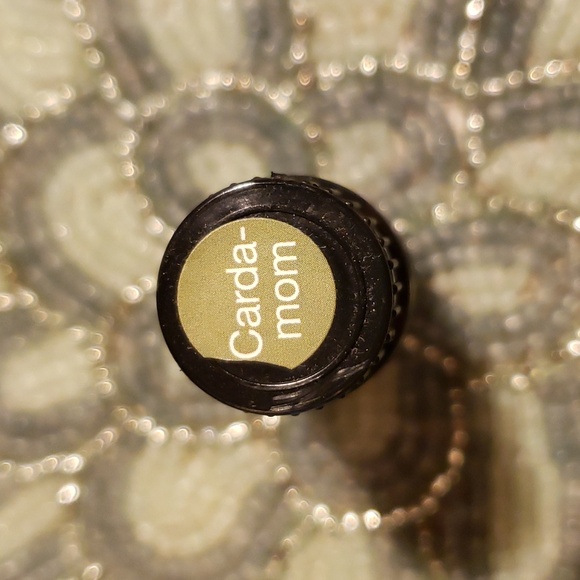 Cardamom Essential Oil by Do TERRA - Picture 4 of 6